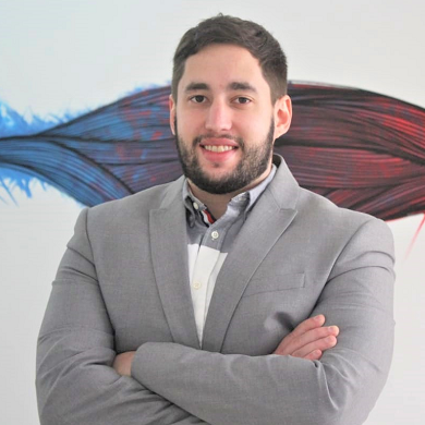 DR. HENRIQUE RIBEIRO CARREIRA