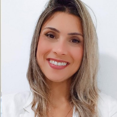DRA. DANIELA DE FIGUEIREDO